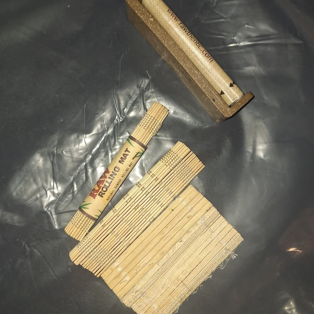 RAW Hemp Plastic Cigarette Rolling Machine